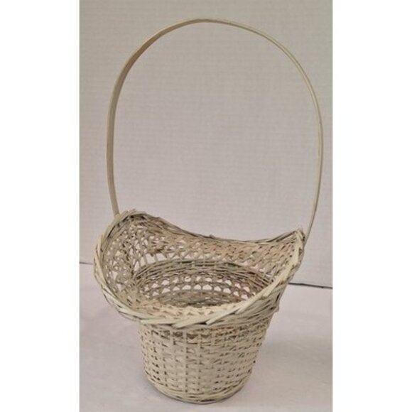 Lot Of 2 Bonnet Wicker Baskets Shabby White Boho Easter - Picture 9 of 15